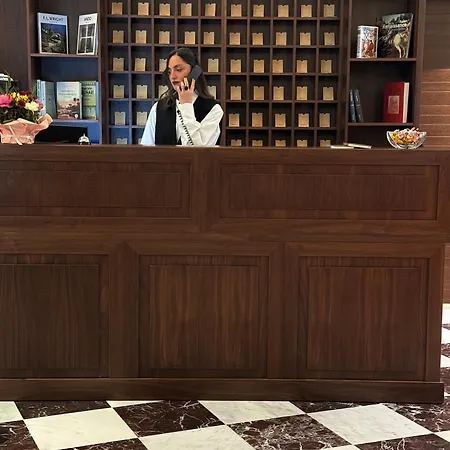 Palazzo Roma- Luxury Leading 4* Tirana