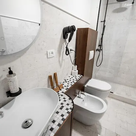 Palazzo Roma- Luxury Leading 4* Tiran