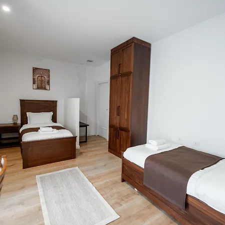 Otel Palazzo Roma- Luxury Leading