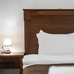 Palazzo Roma- Luxury Leading 4* Tirana