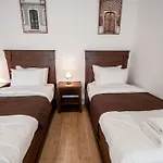 Palazzo Roma- Luxury Leading Szálloda Tirana
