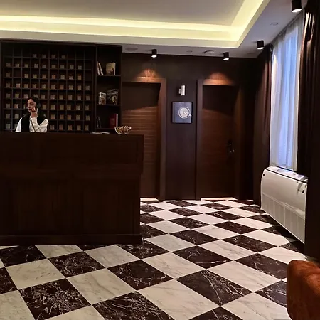 Otel Palazzo Roma- Luxury Leading 4*
