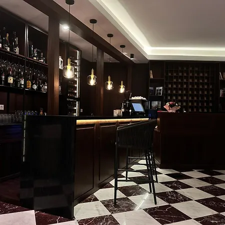 Otel Palazzo Roma- Luxury Leading