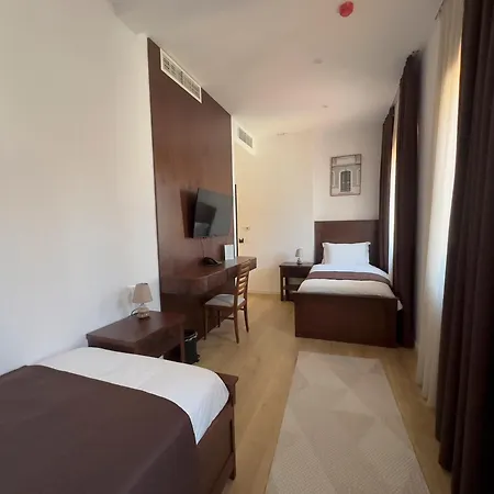 Palazzo Roma- Luxury Leading Otel Tiran