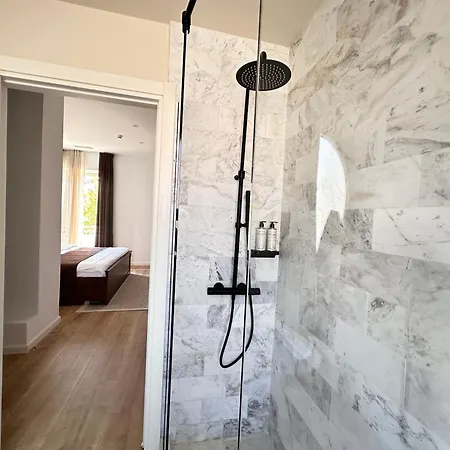 Palazzo Roma- Luxury Leading 4* Tiran
