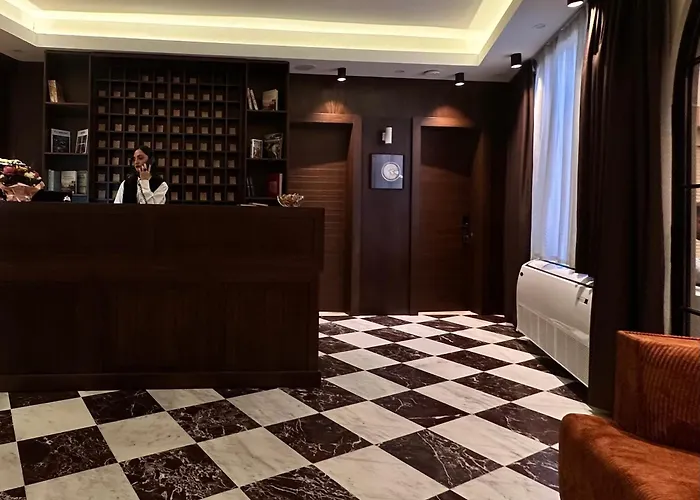 호텔 Palazzo Roma- Luxury Leading 4*