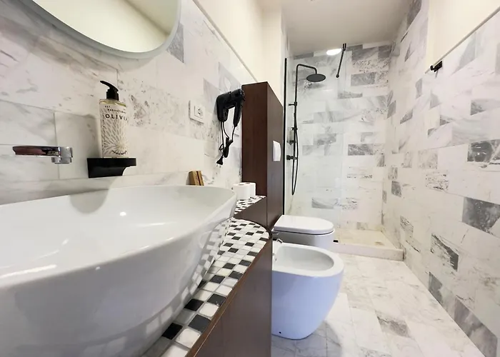 Palazzo Roma- Luxury Leading 티라나