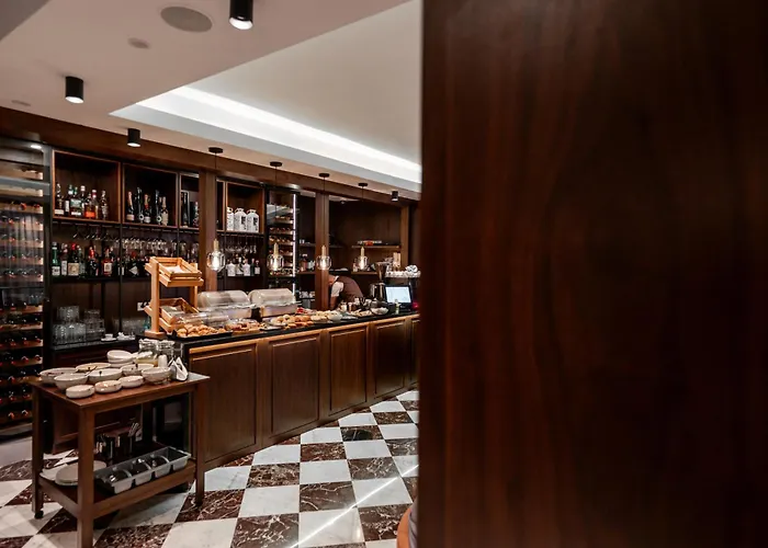 Hotell Palazzo Roma- Luxury Leading 4*